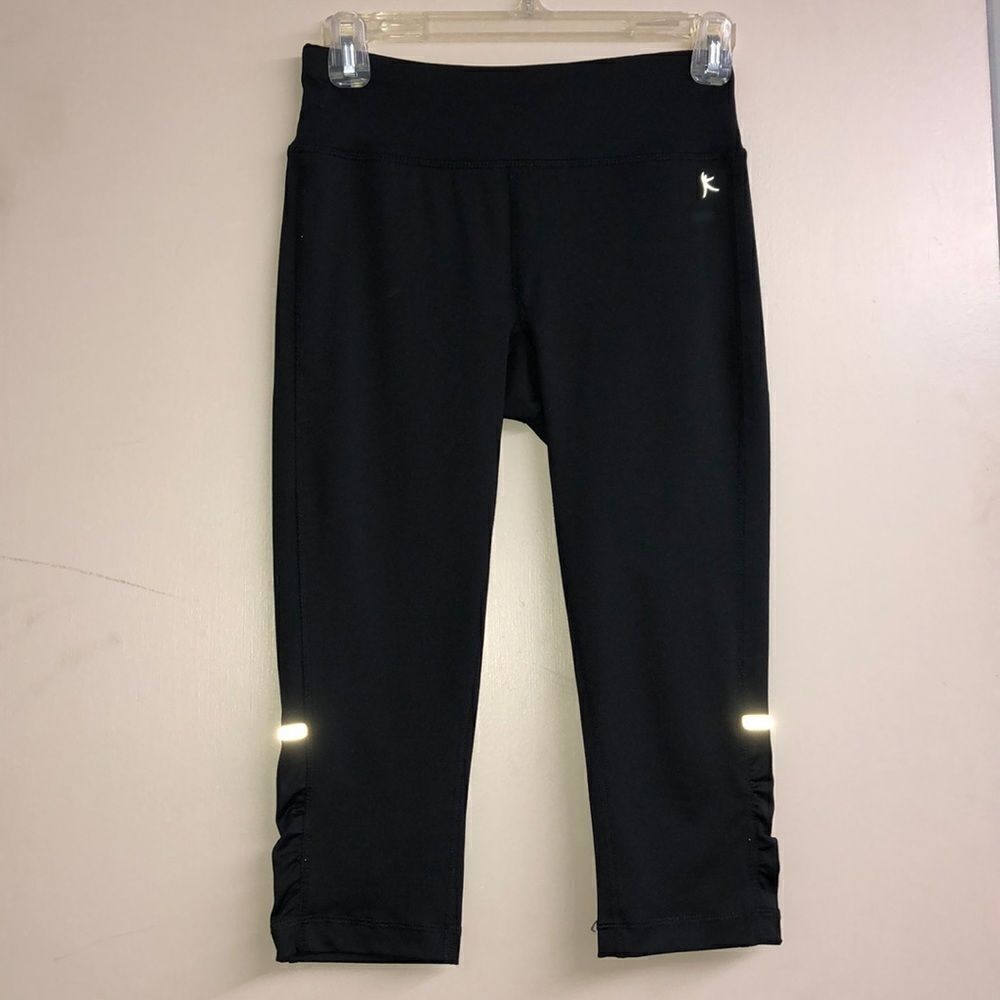 Danskin Now Black Active Fitted leggings